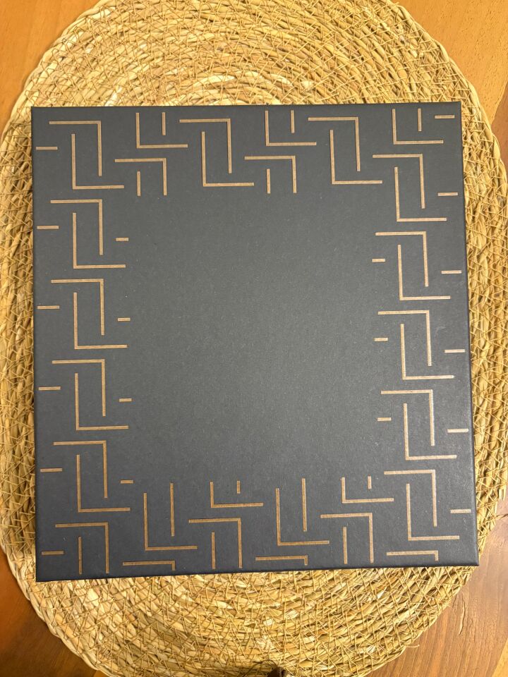 Premium Deri Defter ve Metal Kalem Hediye Seti – Özel Kutulu