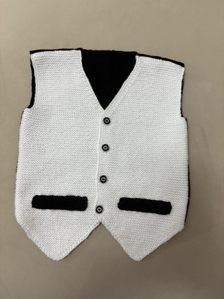 EL ÖRGÜSÜ BEBEK YELEĞİ